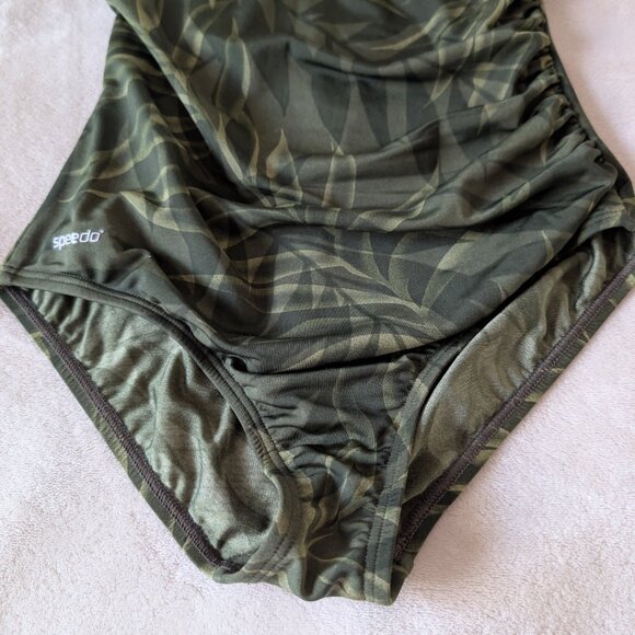 Speedo green leaf print one piece swimsuit - Picture 3 of 8